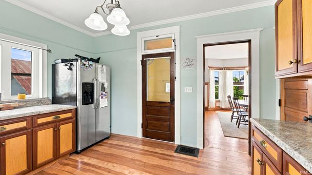 221 S Poplar Street, Lagrange, IN 46761