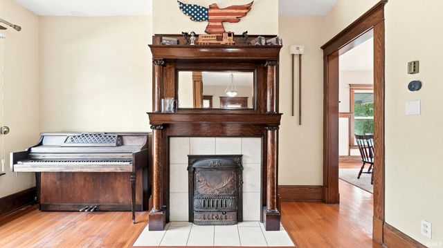 221 S Poplar Street, Lagrange, IN 46761