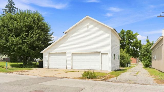 221 S Poplar Street, Lagrange, IN 46761