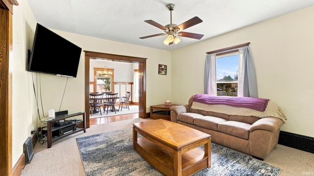 221 S Poplar Street, Lagrange, IN 46761