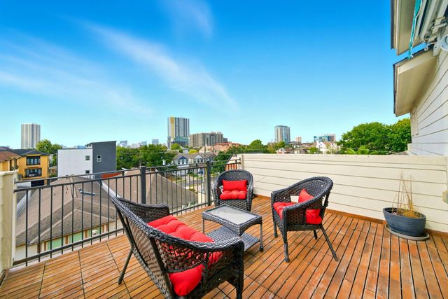 4915 Chenevert Street, Houston, TX 77004