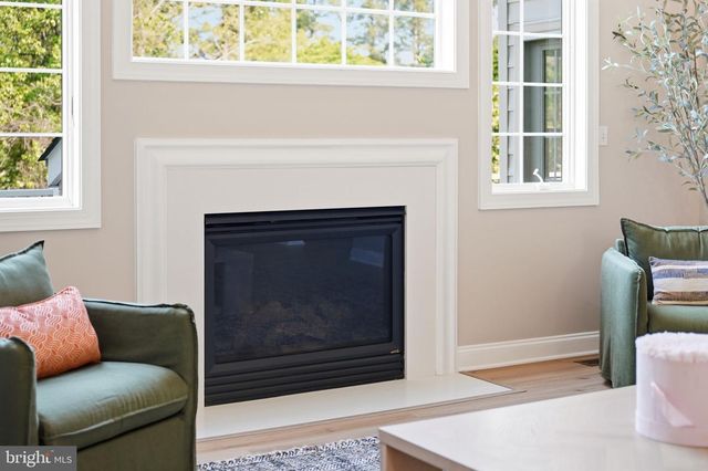 15137 GOLF VIEW DR, Haymarket, VA 20169