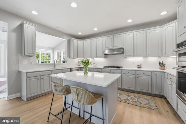 15137 GOLF VIEW DR, Haymarket, VA 20169