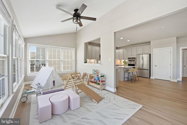 15137 GOLF VIEW DR, Haymarket, VA 20169
