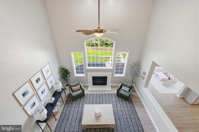 15137 GOLF VIEW DR, Haymarket, VA 20169