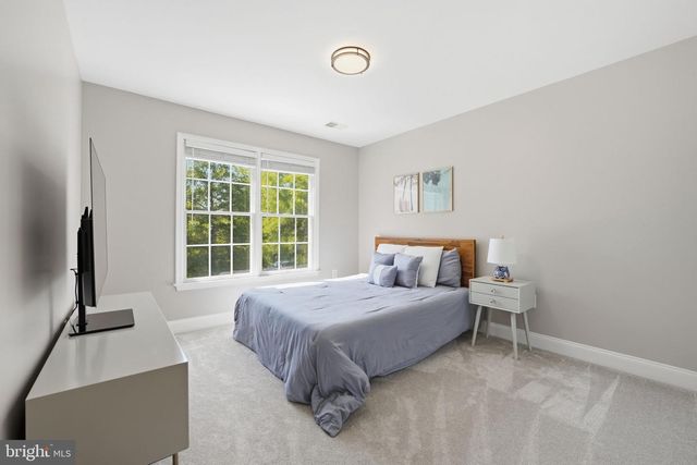 15137 GOLF VIEW DR, Haymarket, VA 20169