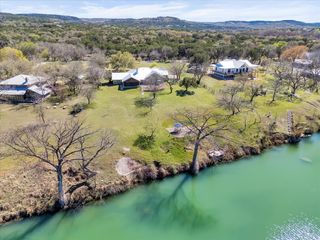 204 W BLANCO BEND DR, Wimberley, TX 78676