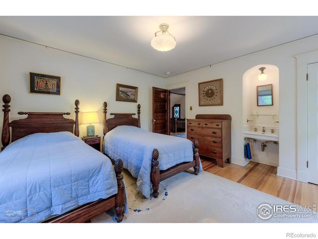 604 Mapleton Avenue, Boulder, CO 80304