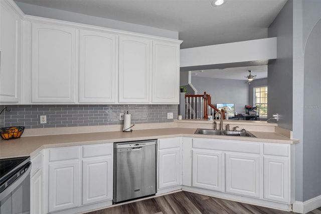 27642 PLEASURE RIDE LOOP, Wesley Chapel, FL 33544