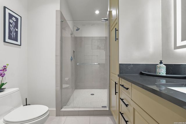 610 E Market St Unit 2605, San Antonio, TX 78205