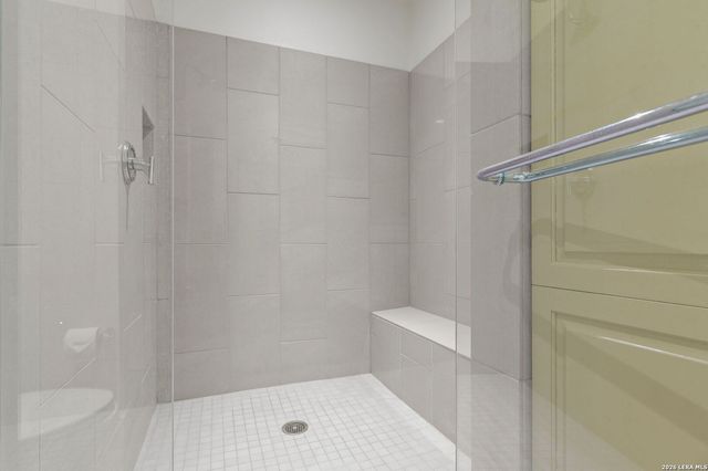 610 E Market St Unit 2605, San Antonio, TX 78205