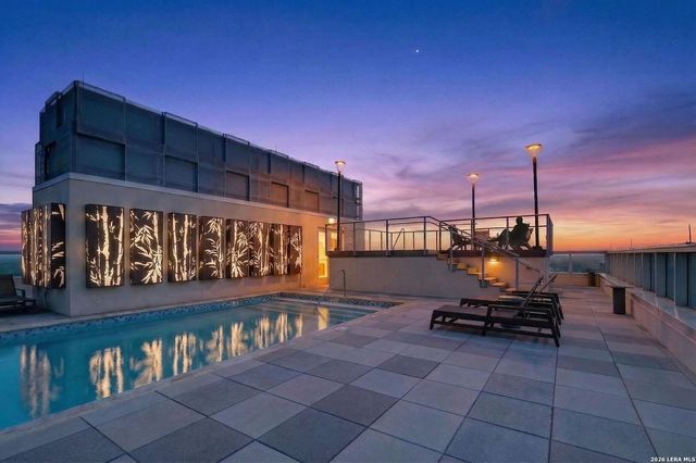 610 E Market St Unit 2605, San Antonio, TX 78205