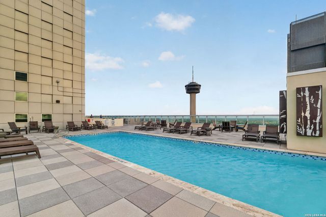 610 E Market St Unit 2605, San Antonio, TX 78205