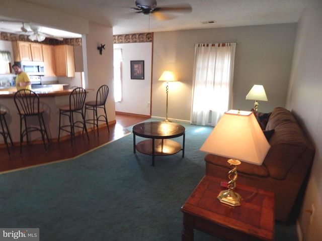 2553 WARM SPRINGS RD, Shenandoah Junction, WV 25442