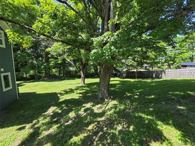 9 Depot Hill Road, Amenia, NY 12501