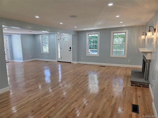 9 Depot Hill Road, Amenia, NY 12501