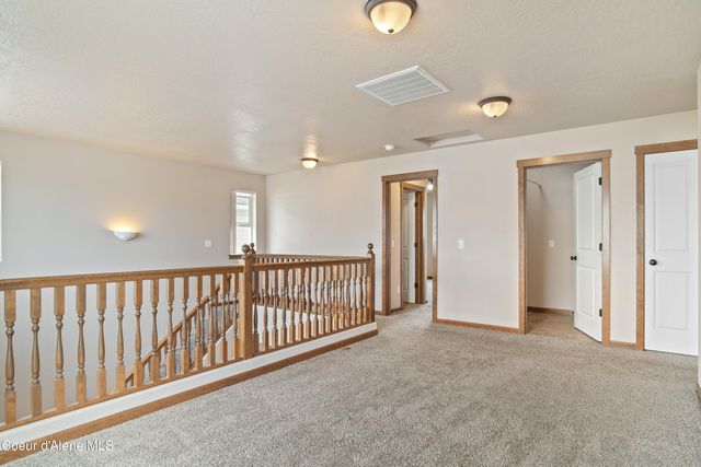 7833 N HILLIARD CT, Coeur D'alene, ID 83815