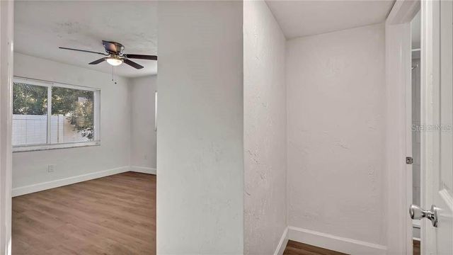 5900 22ND AVENUE N 8, St Petersburg, FL 33710