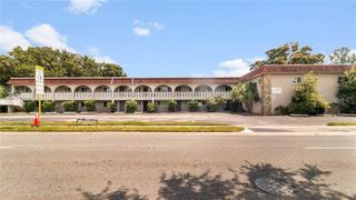 5900 22ND AVENUE N 8, St Petersburg, FL 33710