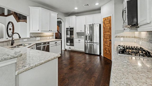 4634 Red Fox Circle, Baytown, TX 77523