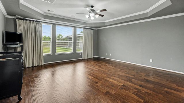 4634 Red Fox Circle, Baytown, TX 77523