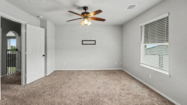 4634 Red Fox Circle, Baytown, TX 77523