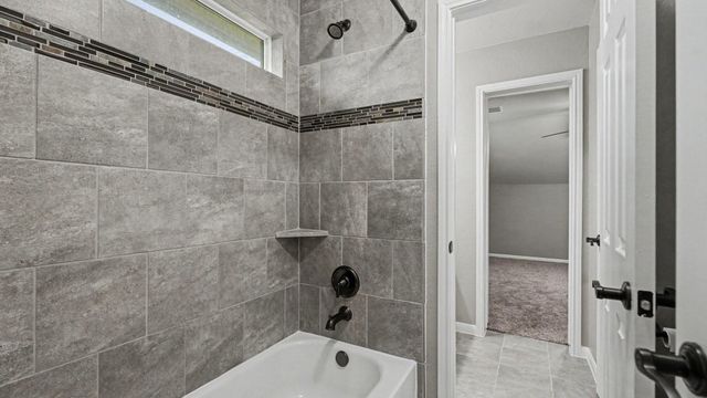 4634 Red Fox Circle, Baytown, TX 77523
