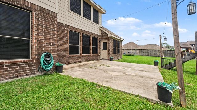 4634 Red Fox Circle, Baytown, TX 77523