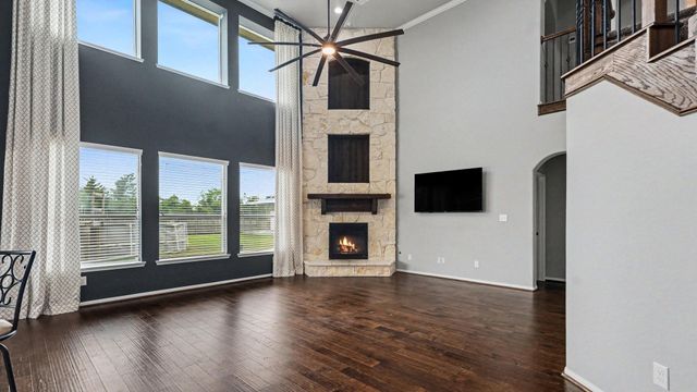4634 Red Fox Circle, Baytown, TX 77523