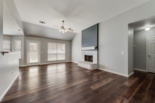 200 N Bending Oak Lane, Wylie, TX 75098
