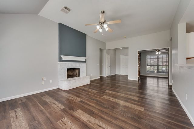 200 N Bending Oak Lane, Wylie, TX 75098
