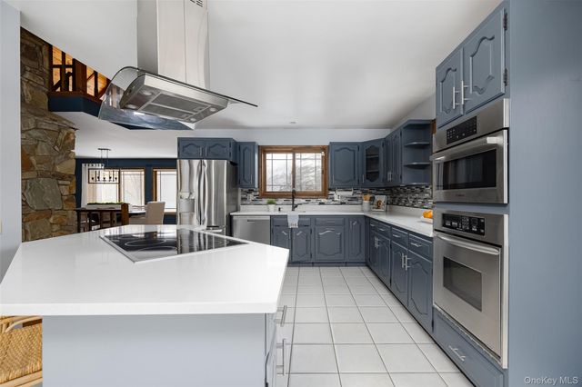 129 Clinton Corners Road, Salt Point, NY 12578