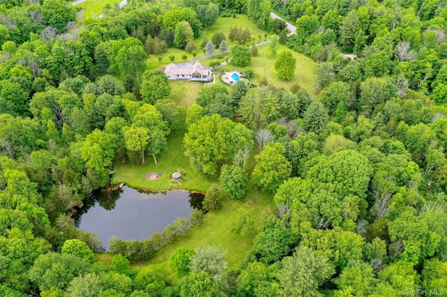 129 Clinton Corners Road, Salt Point, NY 12578