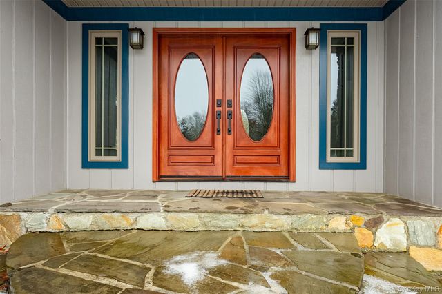 129 Clinton Corners Road, Salt Point, NY 12578