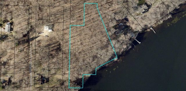 6211 Lakewood Pointe Drive, Coloma, MI 49038