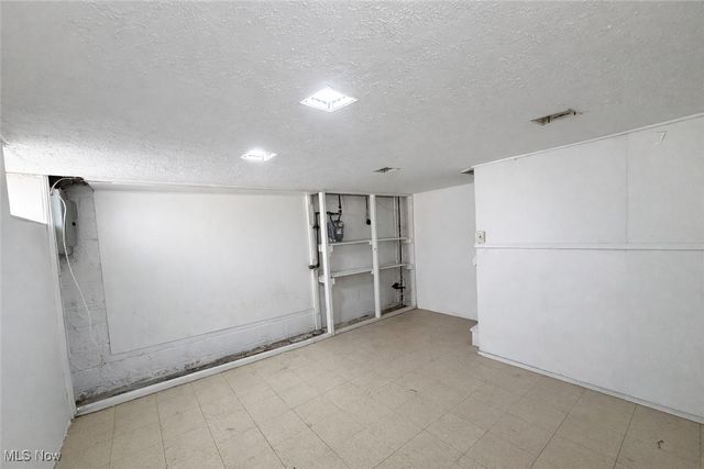 25161 Euclid Avenue, Euclid, OH 44117