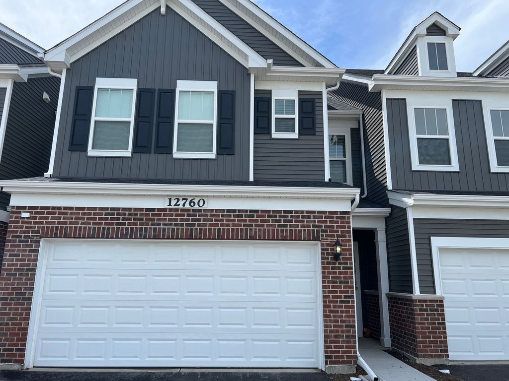 12760 S Nicholas Drive 12760, Plainfield, IL 60585