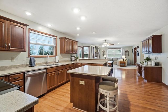 465 Carillion Drive, Springfield, OH 45503