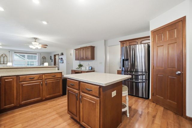 465 Carillion Drive, Springfield, OH 45503