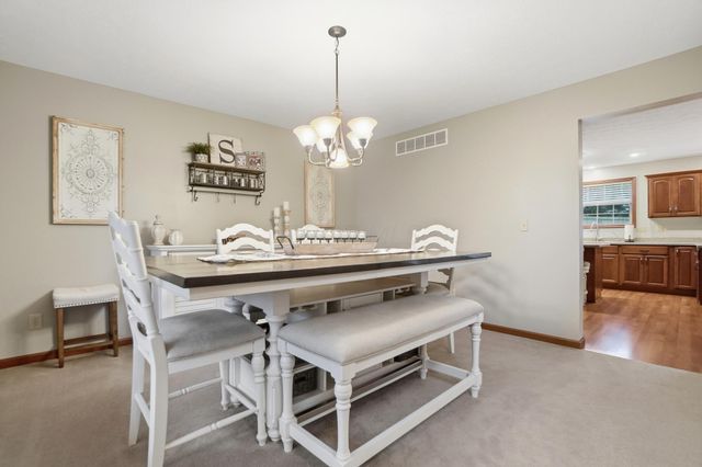 465 Carillion Drive, Springfield, OH 45503