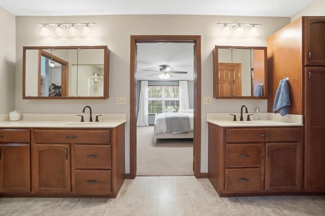 465 Carillion Drive, Springfield, OH 45503