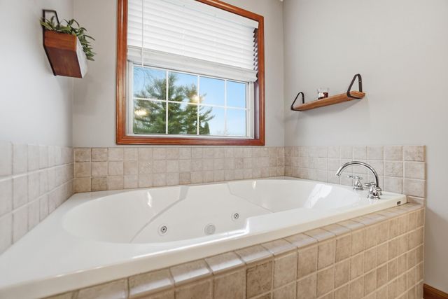 465 Carillion Drive, Springfield, OH 45503