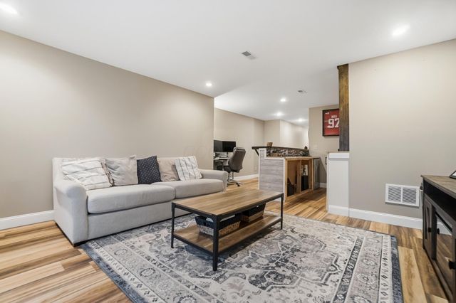 465 Carillion Drive, Springfield, OH 45503