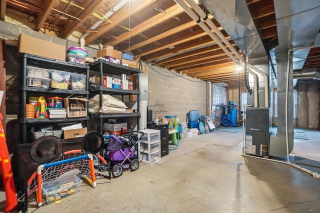 465 Carillion Drive, Springfield, OH 45503