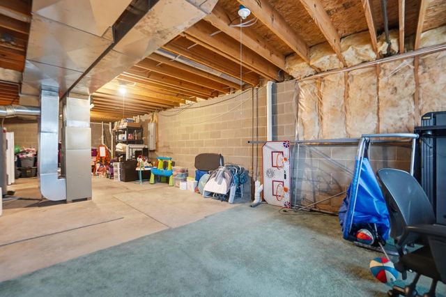 465 Carillion Drive, Springfield, OH 45503