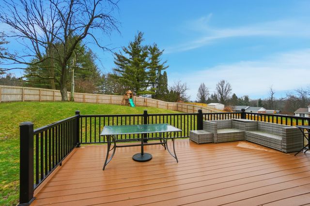 465 Carillion Drive, Springfield, OH 45503