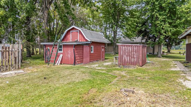 7293 COUNTY RD II, Larsen, WI 54947