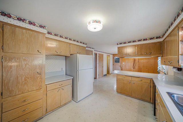 7293 COUNTY RD II, Larsen, WI 54947