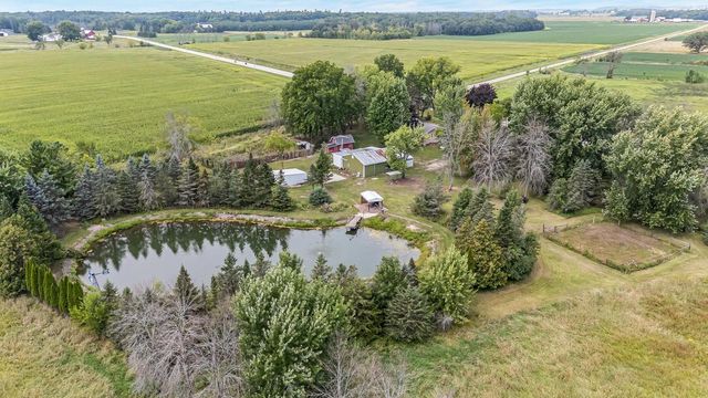 7293 COUNTY RD II, Larsen, WI 54947