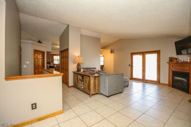 2855 Nimishillen Church Road NE, Canton, OH 44721